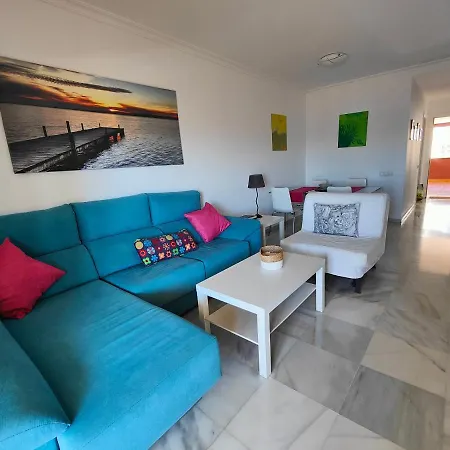 Cerca De La Playa Con Piscina Apartment