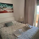 Cerca De La Playa Con Piscina *